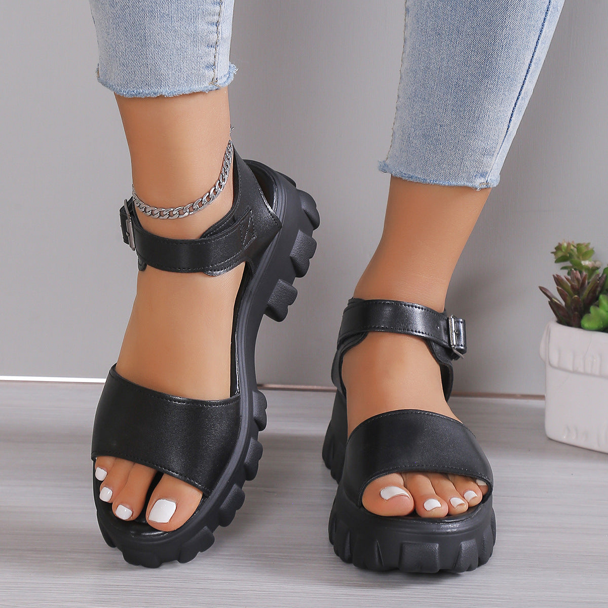 Fashion Casual Solid Color Platform Sandals