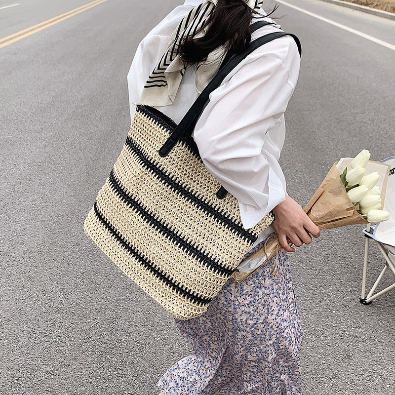 Striped Large-Capacity Casual Straw Bags